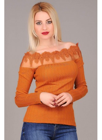 Dantel Küpürlü Kayık Yaka Taba Bluz