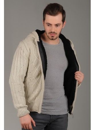 İçi Lacivert Kürklü Krem Triko Hırka