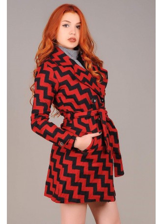 Zigzag Desenli Düğmeli Kırmızı Kaşe Mont