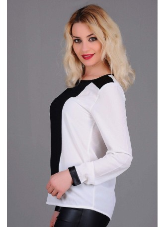 Omuz Deri Detay Beyaz Bluz