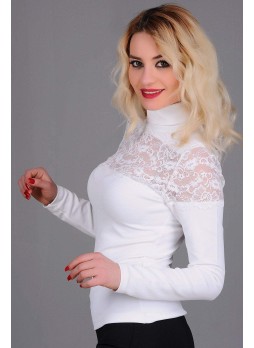 Dantel Küpürlü Balıkçı Beyaz Bluz