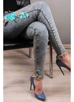 Turkuaz Çiçek İşlemeli mavi Denim
