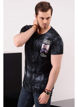 Armalı Desenli Siyah T-shirt