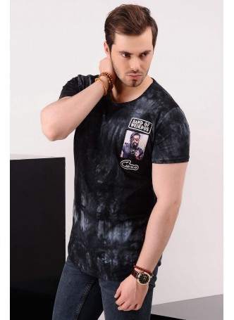 Armalı Desenli Siyah T-shirt