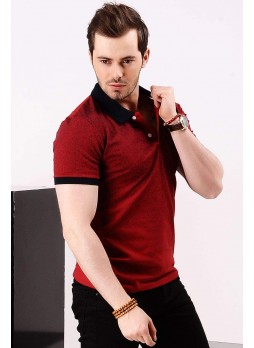 Siyah Püskürtme Kırmızı T-shirt