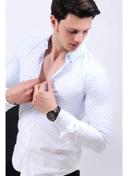 Açık Mavi Desenli Beyaz Gömlek