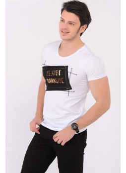 Kabartma Baskılı Beyaz T-Shirt