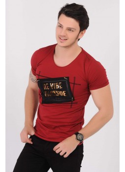 Kabartma Baskı Desenli Kırmızı T-Shirt