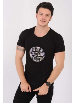 Kabartma Baskılı Siyah T-Shirt