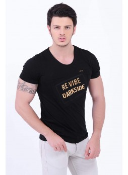Kabartma Baskılı Siyah T-Shirt