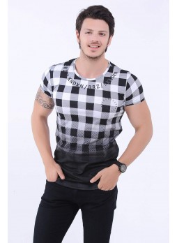 Siyah Kare Desenli Beyaz T-Shirt