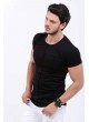 Kesik Cep Armalı Siyah T-Shirt