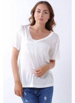 V Yaka Beyaz T-Shirt
