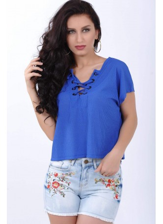 Bağcık Yaka Saks Mavisi T-Shirt