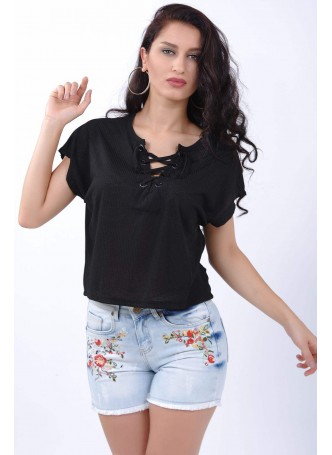 Bağcık Yaka Siyah T-Shirt
