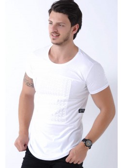 Kabartma Baskı Desen Beyaz T-Shirt