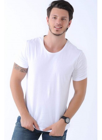 Geniş Yaka Beyaz T-Shirt