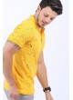 Püskürtme Desen Polo Yaka Sarı T-Shirt