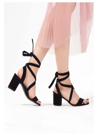 Mrt Siyah Süet Bilekten Bağlamalı Bayan Küt Topuklu Ayakkabı