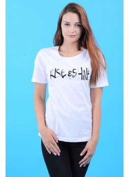 Taş Yazılı Beyaz T-Shirt
