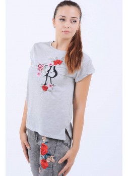 Çiçek Desenli Gri T-Shirt