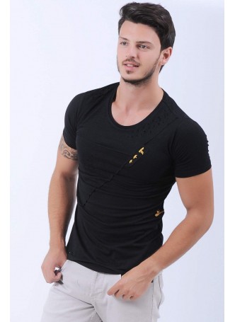 Kesikli Armalı Siyah T-Shirt