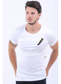 Kesikli Armalı Beyaz T-Shirt