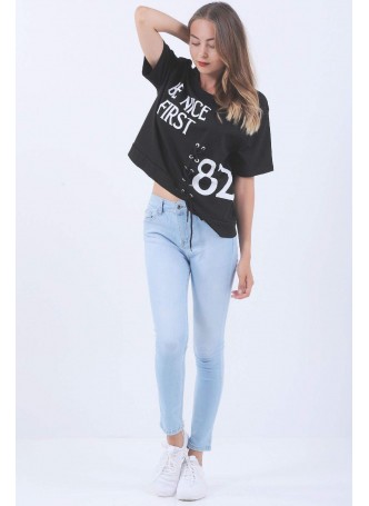 Be Nice First Baskılı Bağcık Detay Siyah T-Shirt