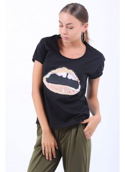 Baskılı Pul Detay Siyah T-Shirt